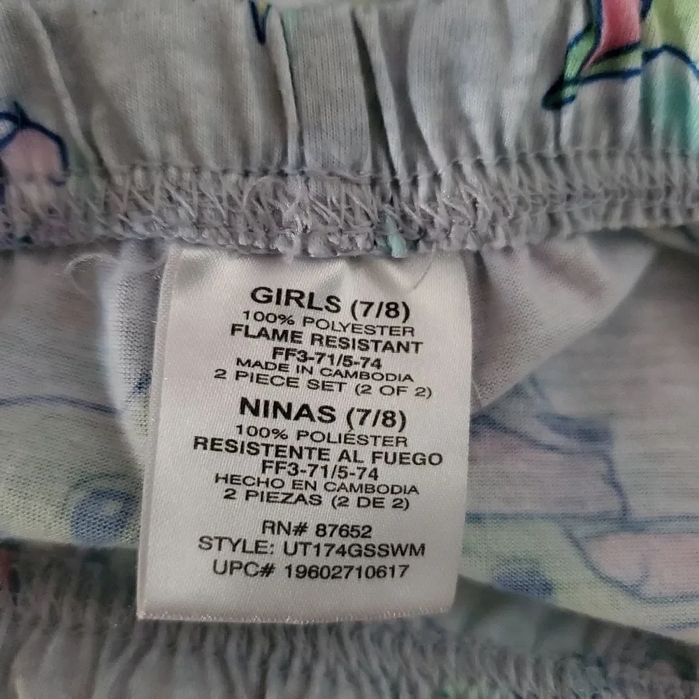 Adorable little girls shorty pajamas with baby Yoda size 7/8